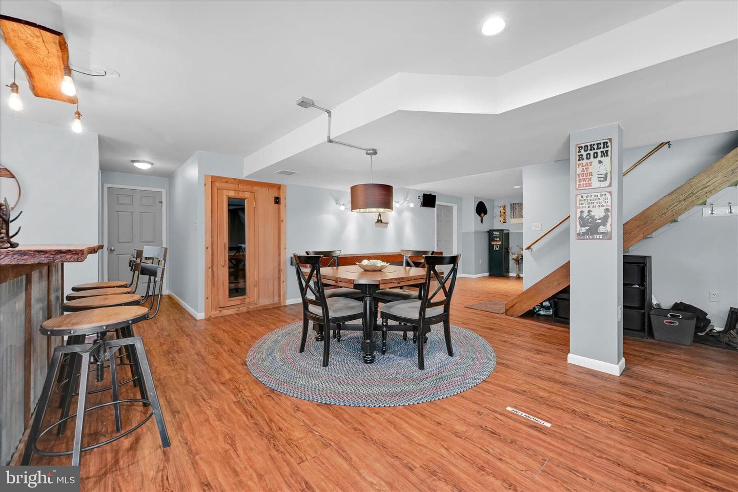 220 Lake Drive photo 39