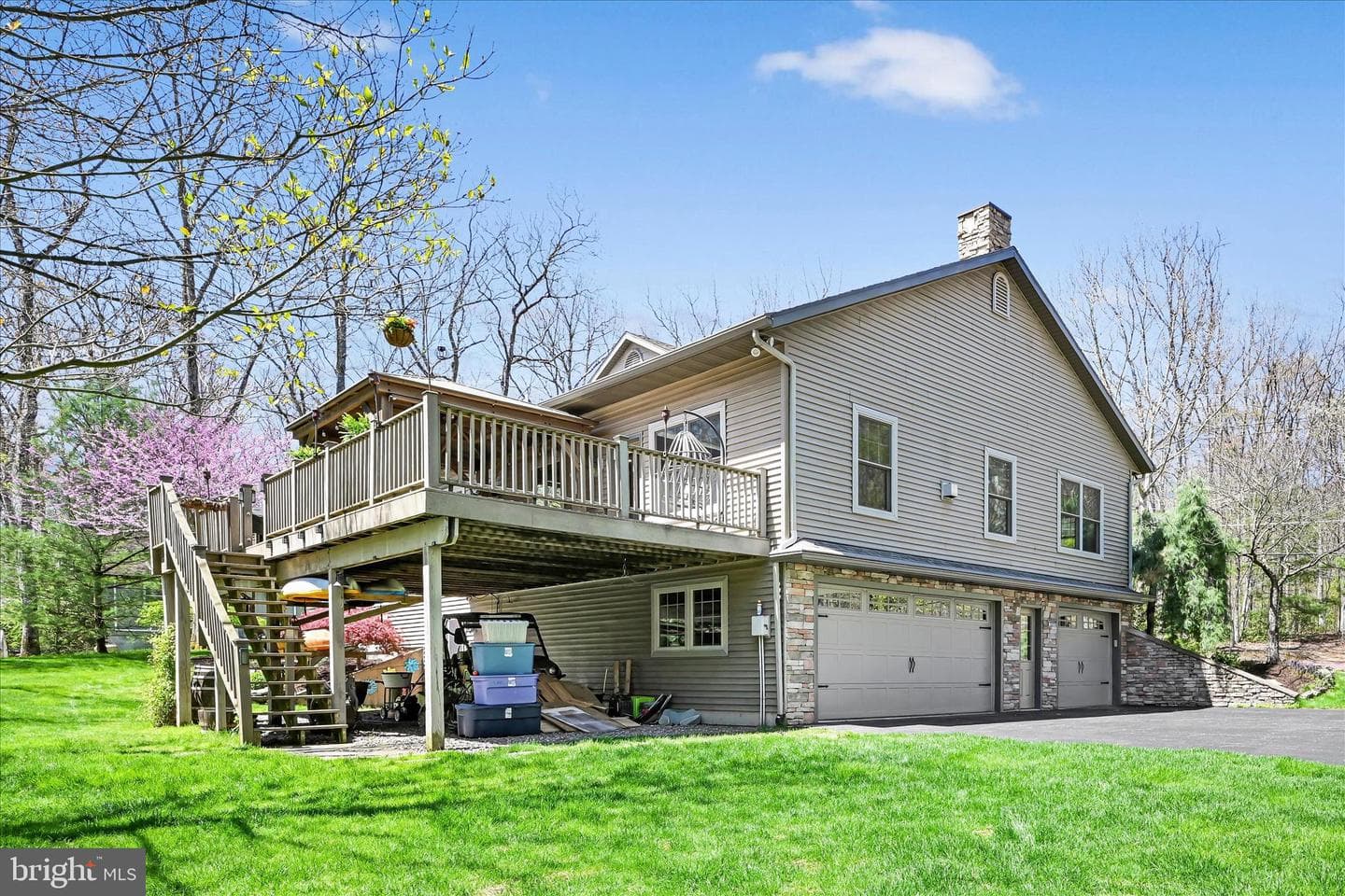 220 Lake Drive photo 56