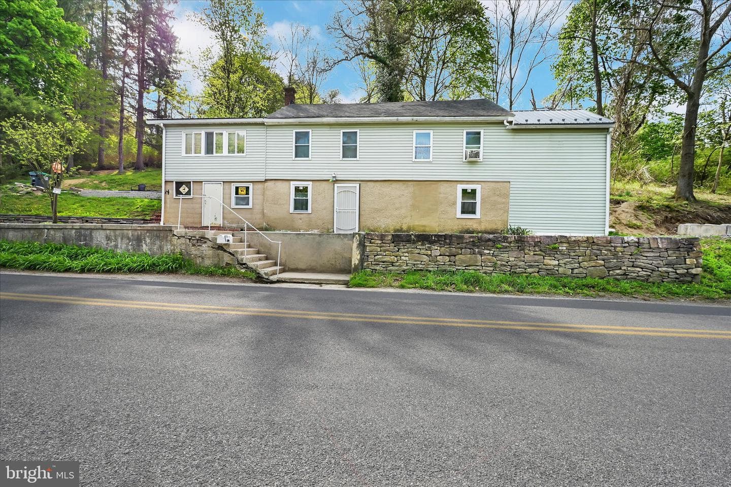 177 W 2nd Mountain Road photo 4