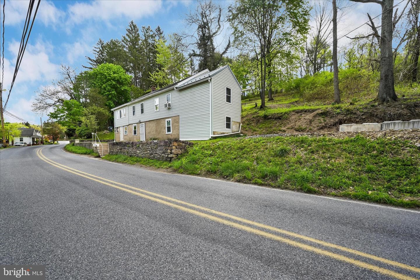 177 W 2nd Mountain Road photo 6