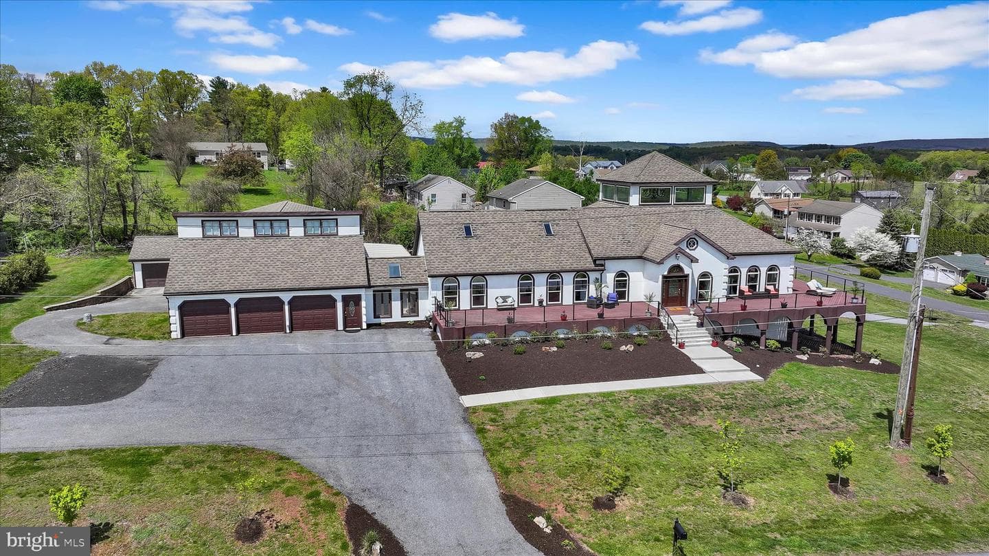1076 Indian Cove photo 3