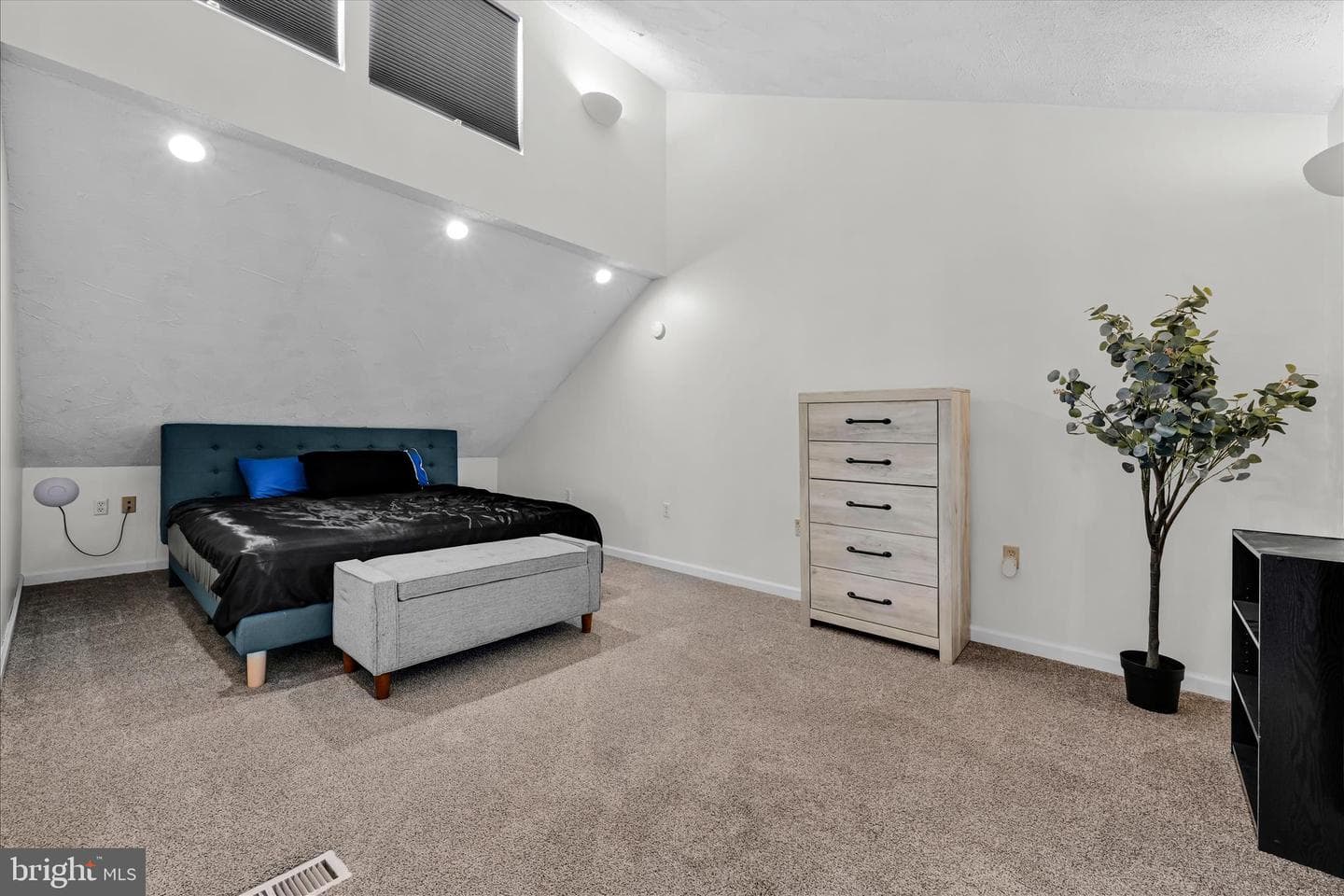 1076 Indian Cove photo 44