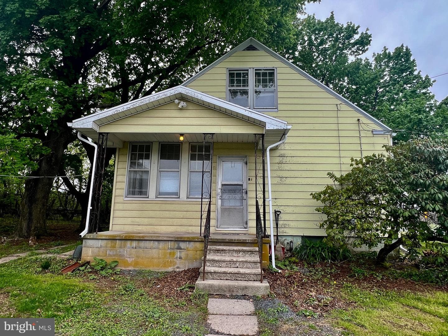 280 Fairview Street photo 3