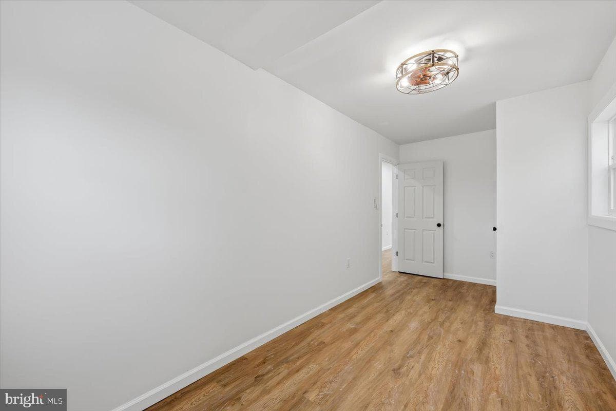 1800 W Wiconisco Street photo 20