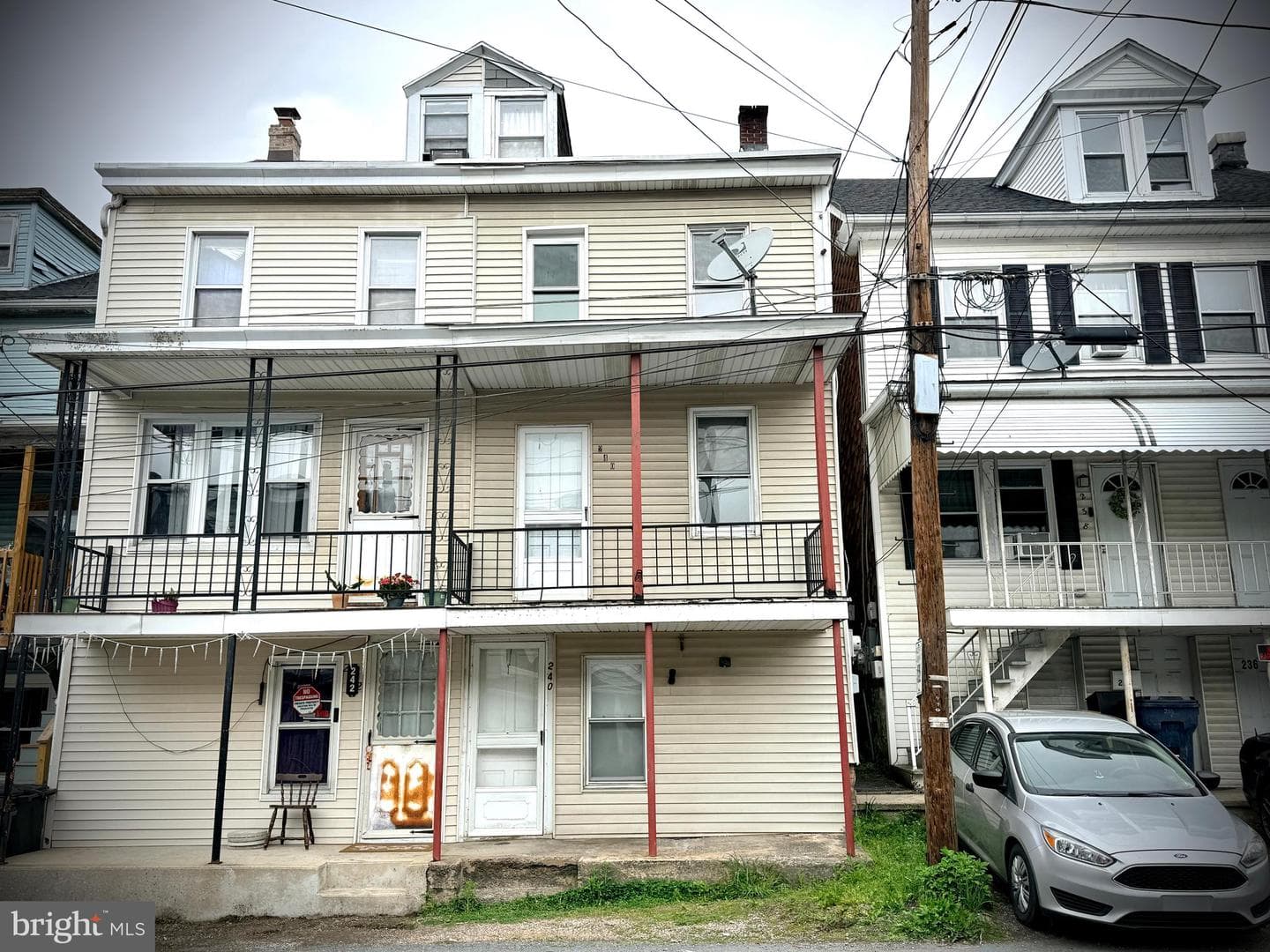 240 Valley Street