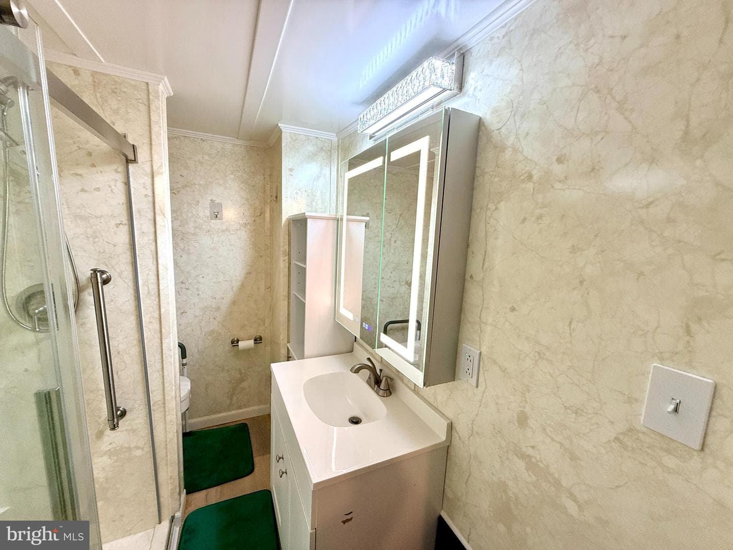 240 Valley Street photo 14