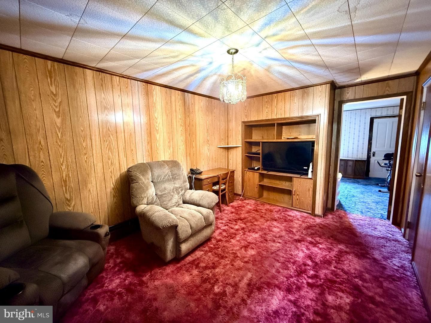 240 Valley Street photo 6