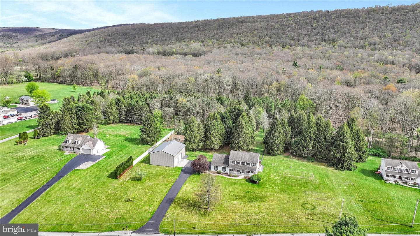 354 Millers Road photo 3