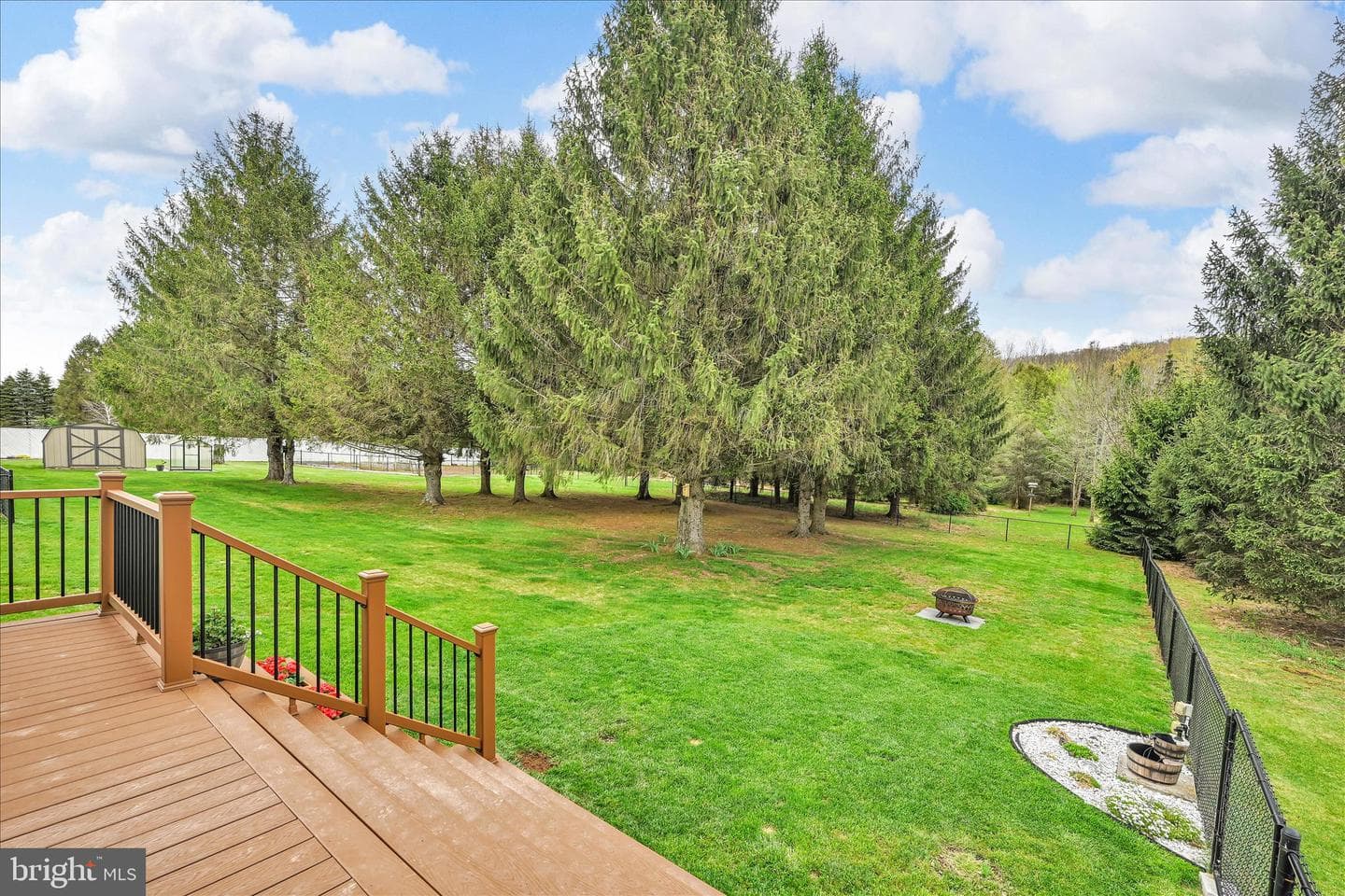 354 Millers Road photo 35