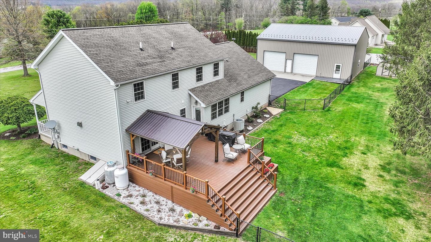 354 Millers Road photo 4