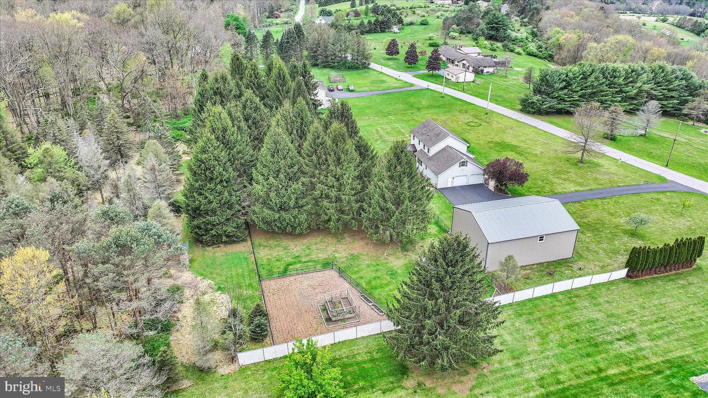354 Millers Road photo 50