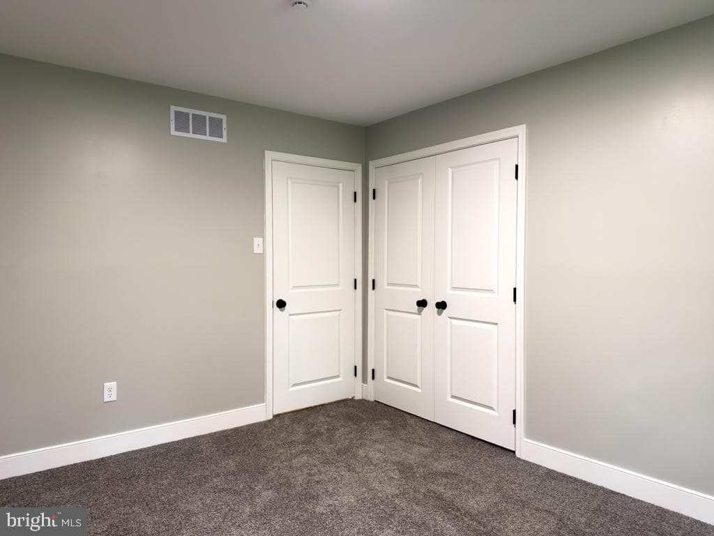 2183 E Grand Avenue photo 36