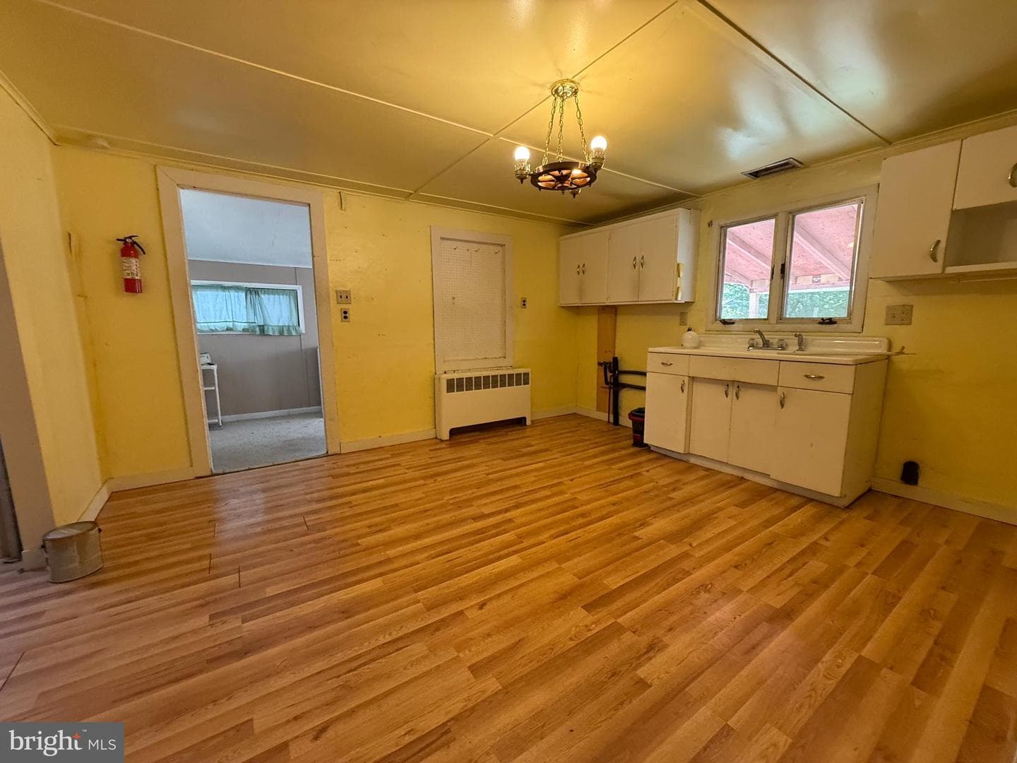 10 E Ruddle Street photo 13