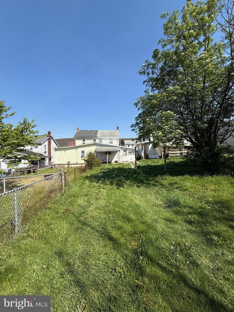 10 E Ruddle Street photo 4