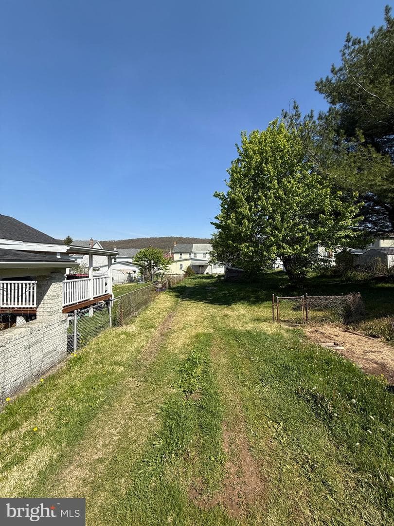 10 E Ruddle Street photo 5