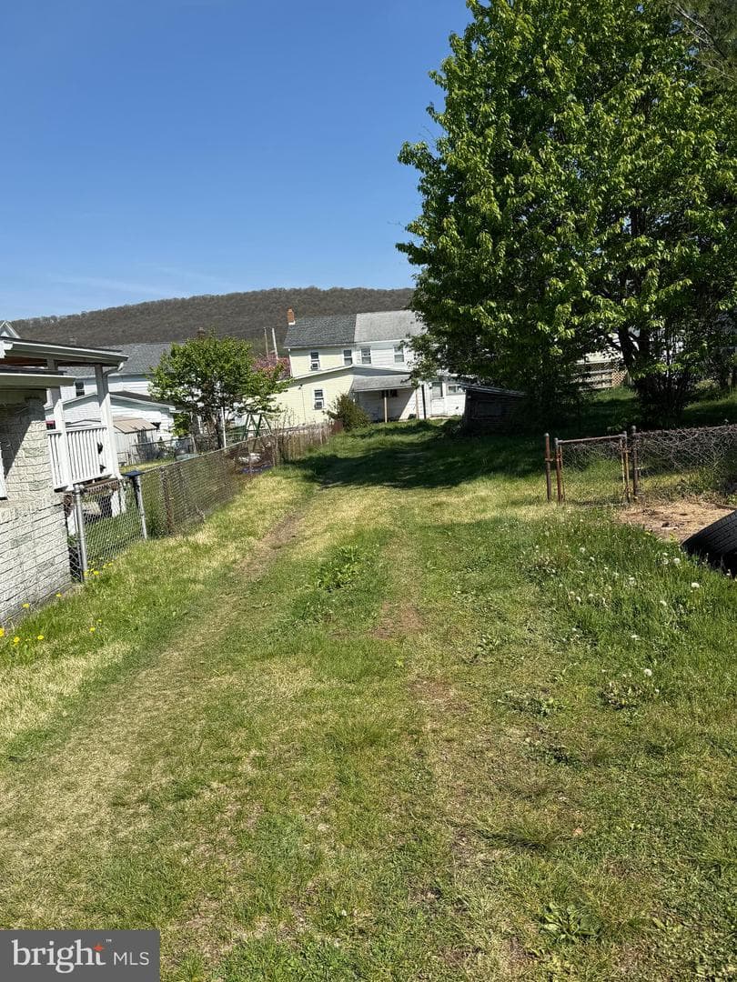 10 E Ruddle Street photo 6