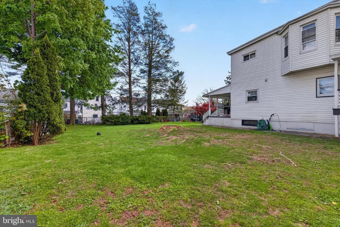 432 W Spring Street photo 29