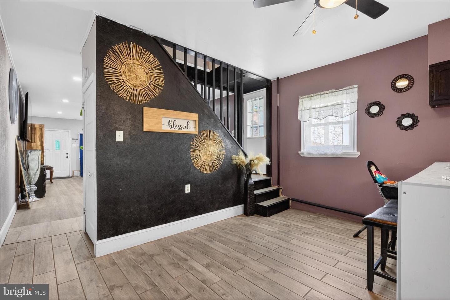 432 W Spring Street photo 7