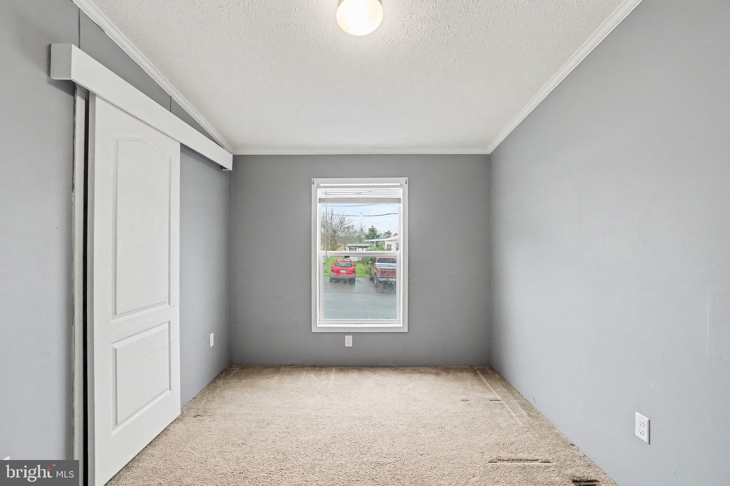 13 Frieden Manor photo 22