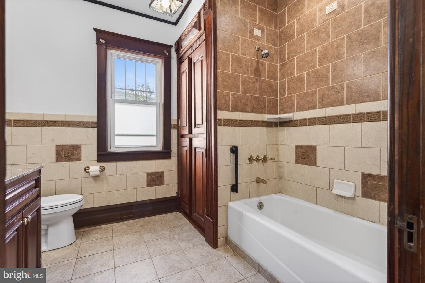 139 6th Street photo 40