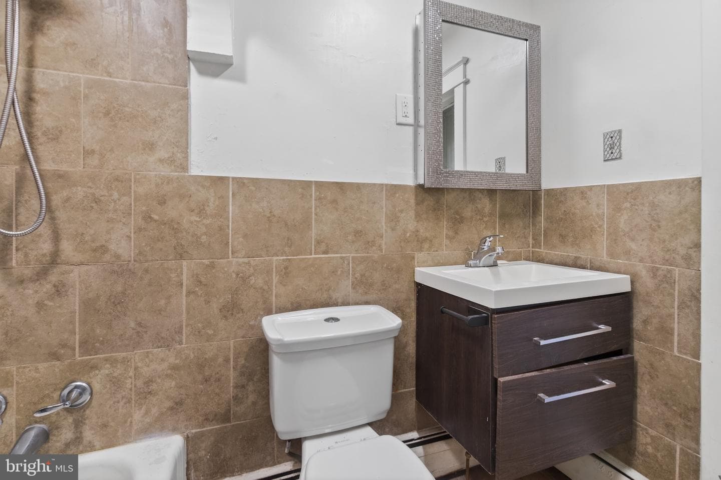 104 W Water Street photo 23