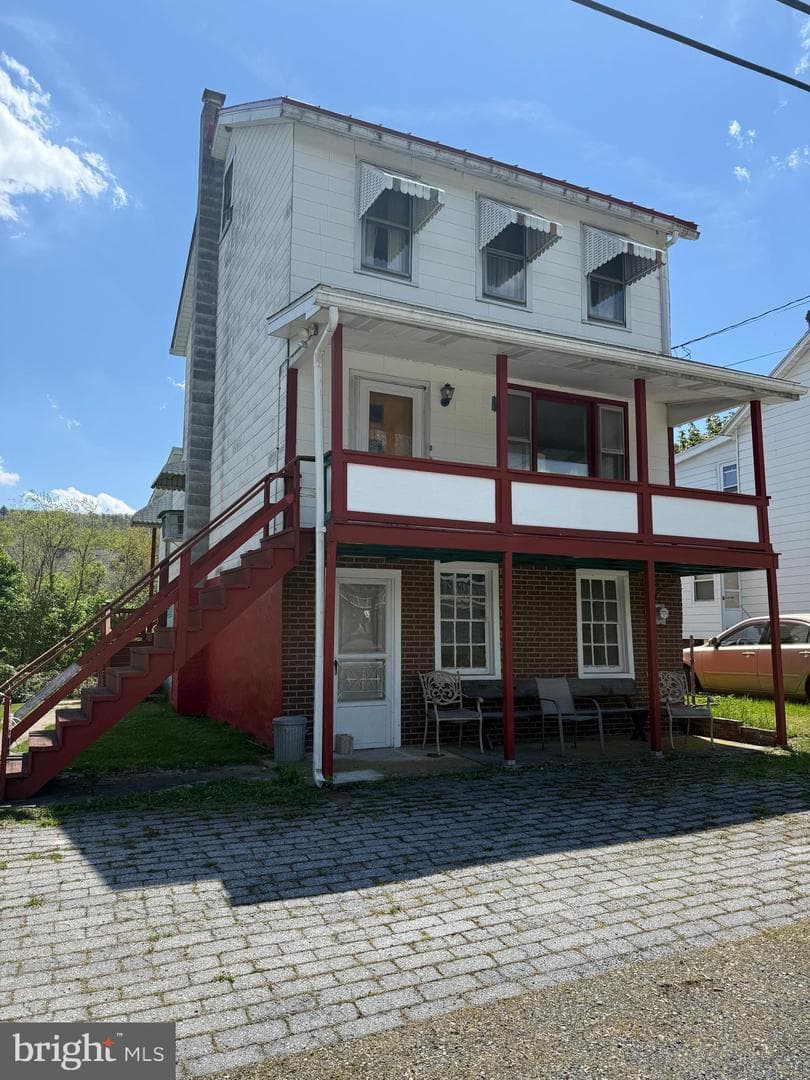 596 Old 209 Road, Tamaqua