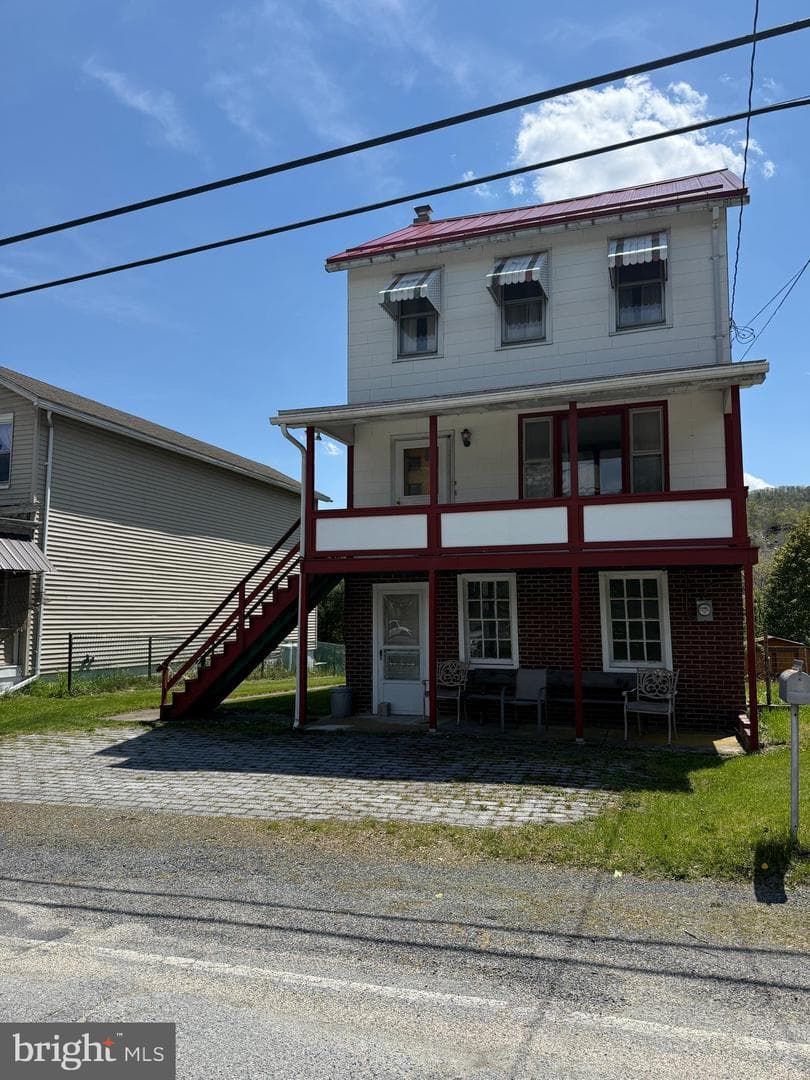 596 Old 209 Road, Tamaqua