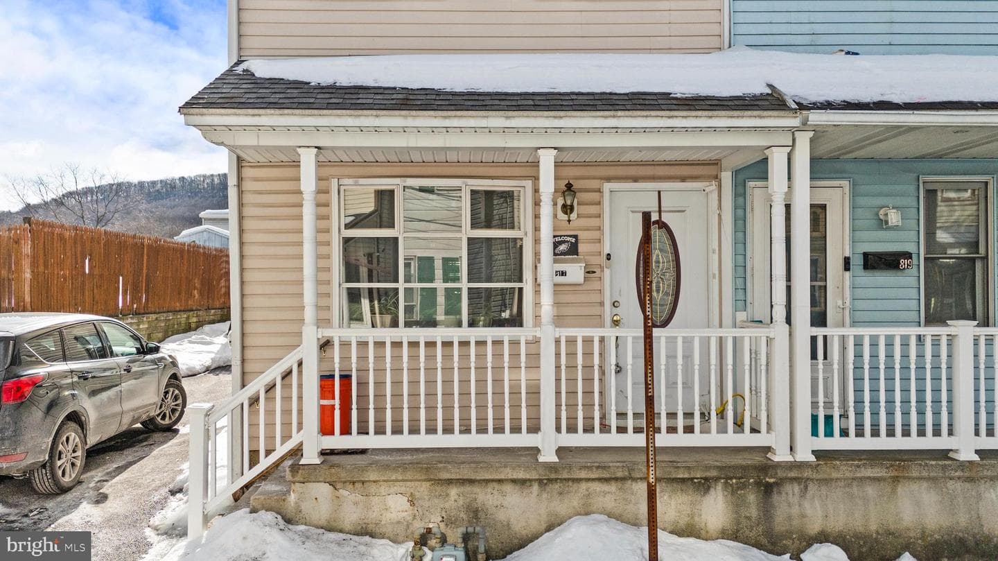 817 Grant Street, Pottsville