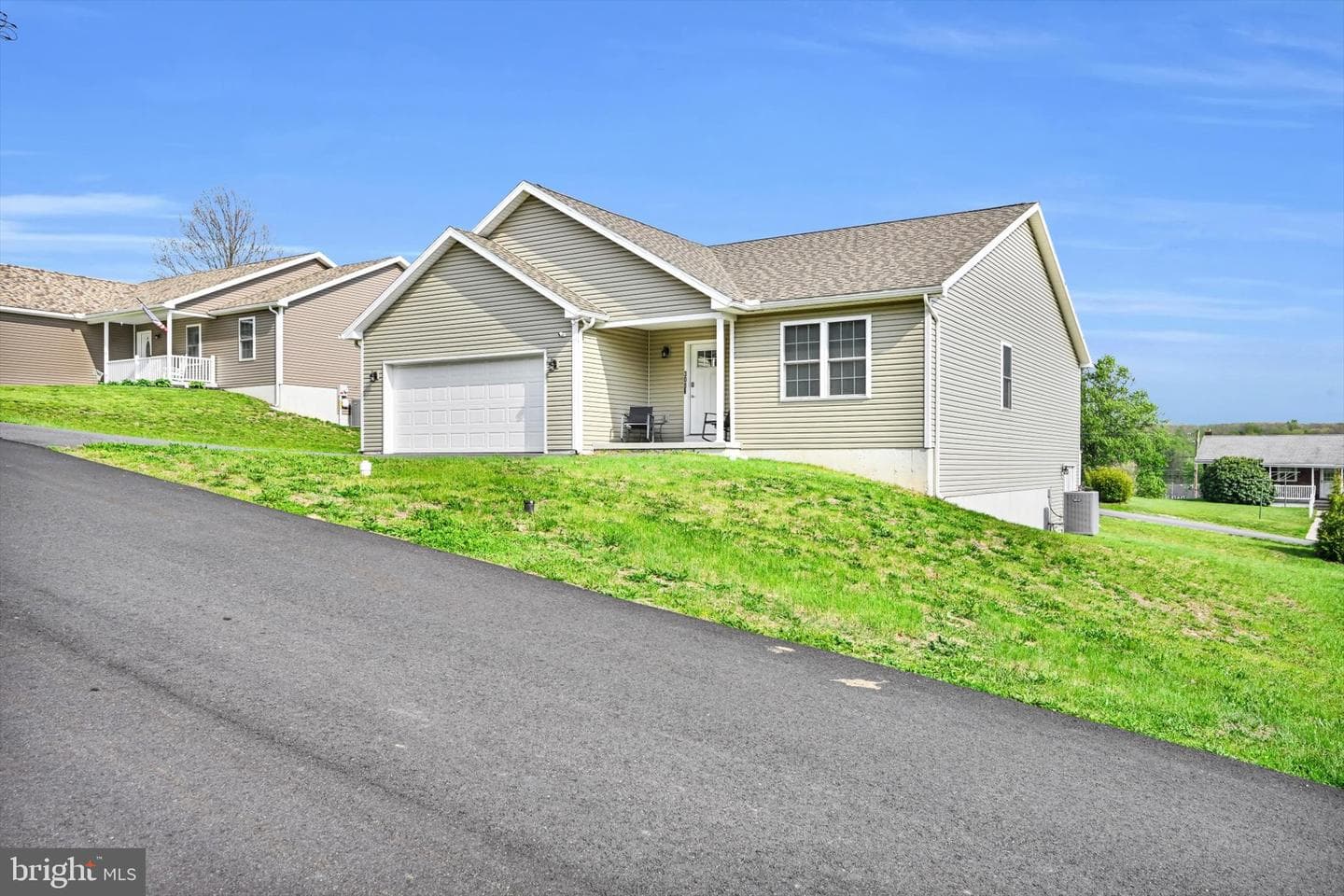 308 Oak Hill Street photo 3