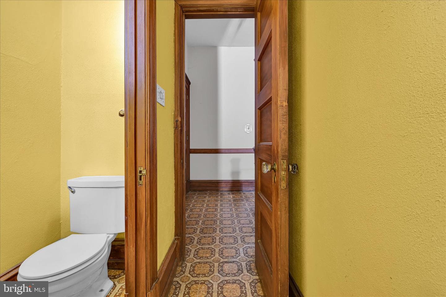 231 2nd Street photo 47