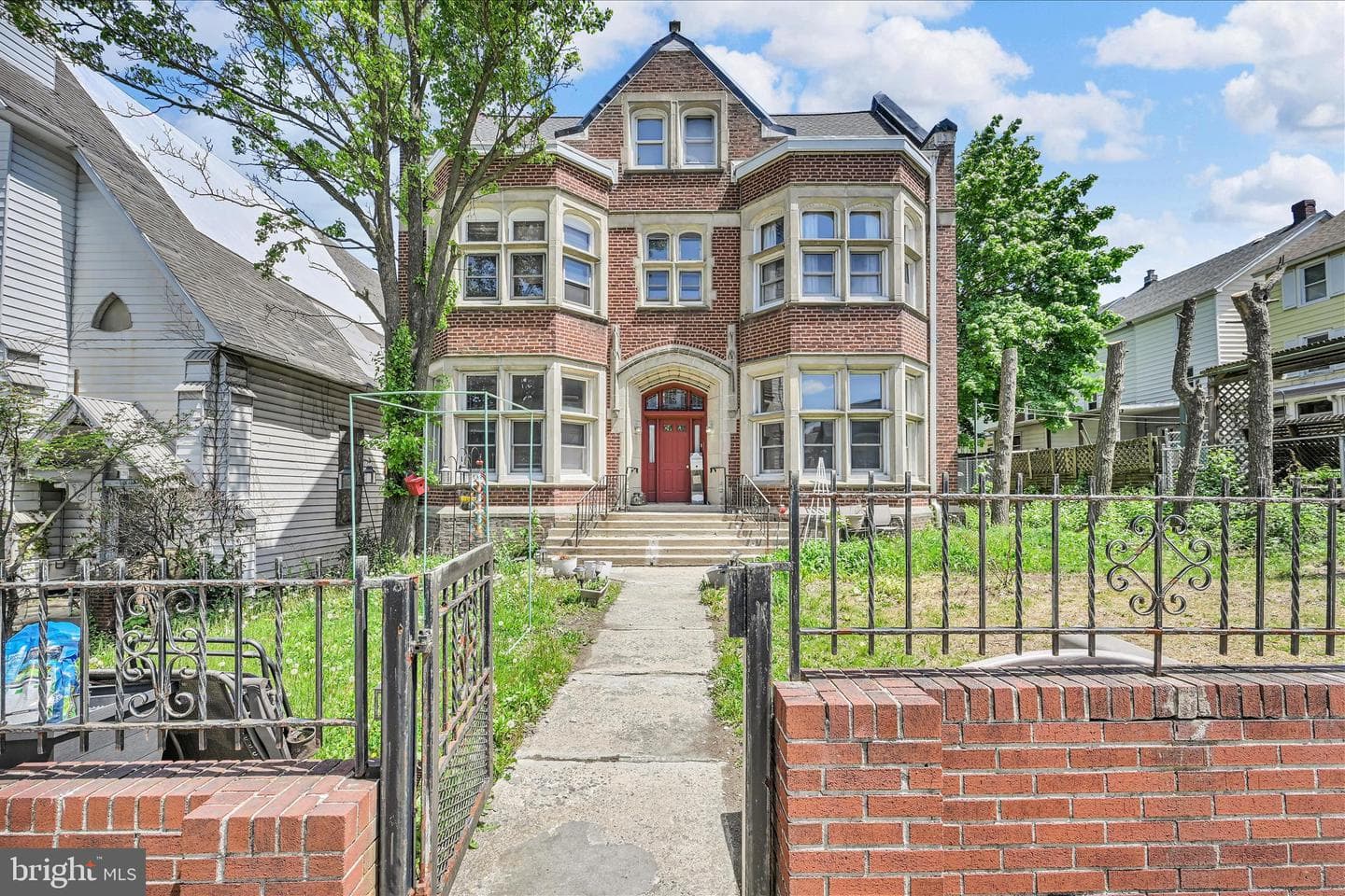 231 2nd Street photo 6