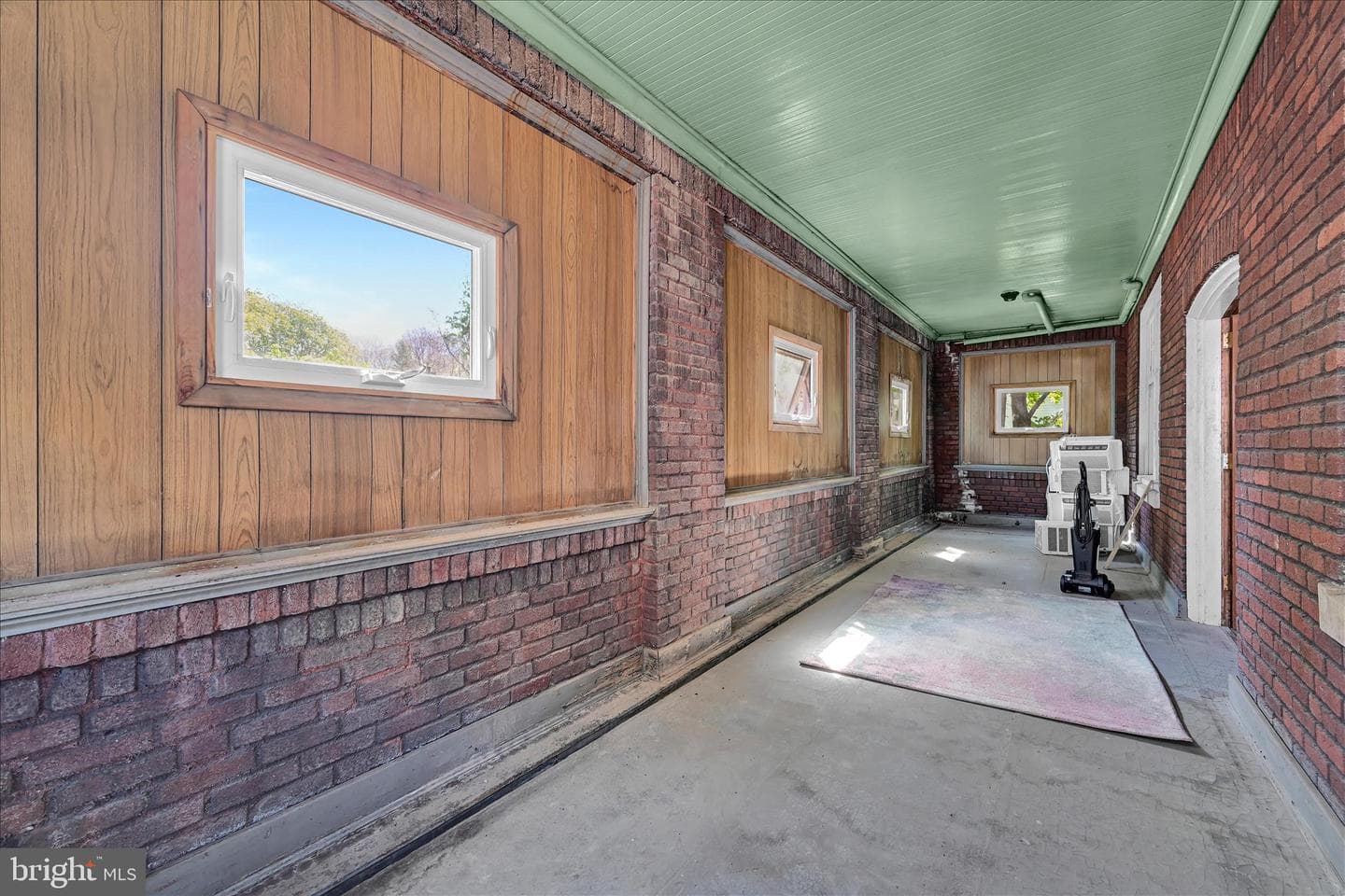 231 2nd Street photo 85