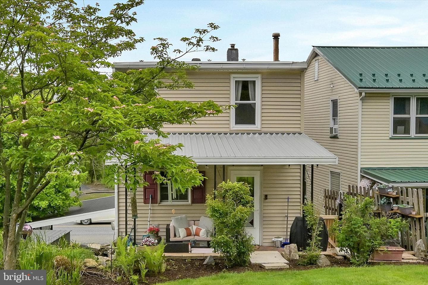 320 E Bacon Street photo 31