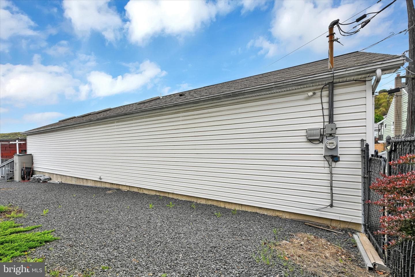 500 W Lloyd Street photo 31
