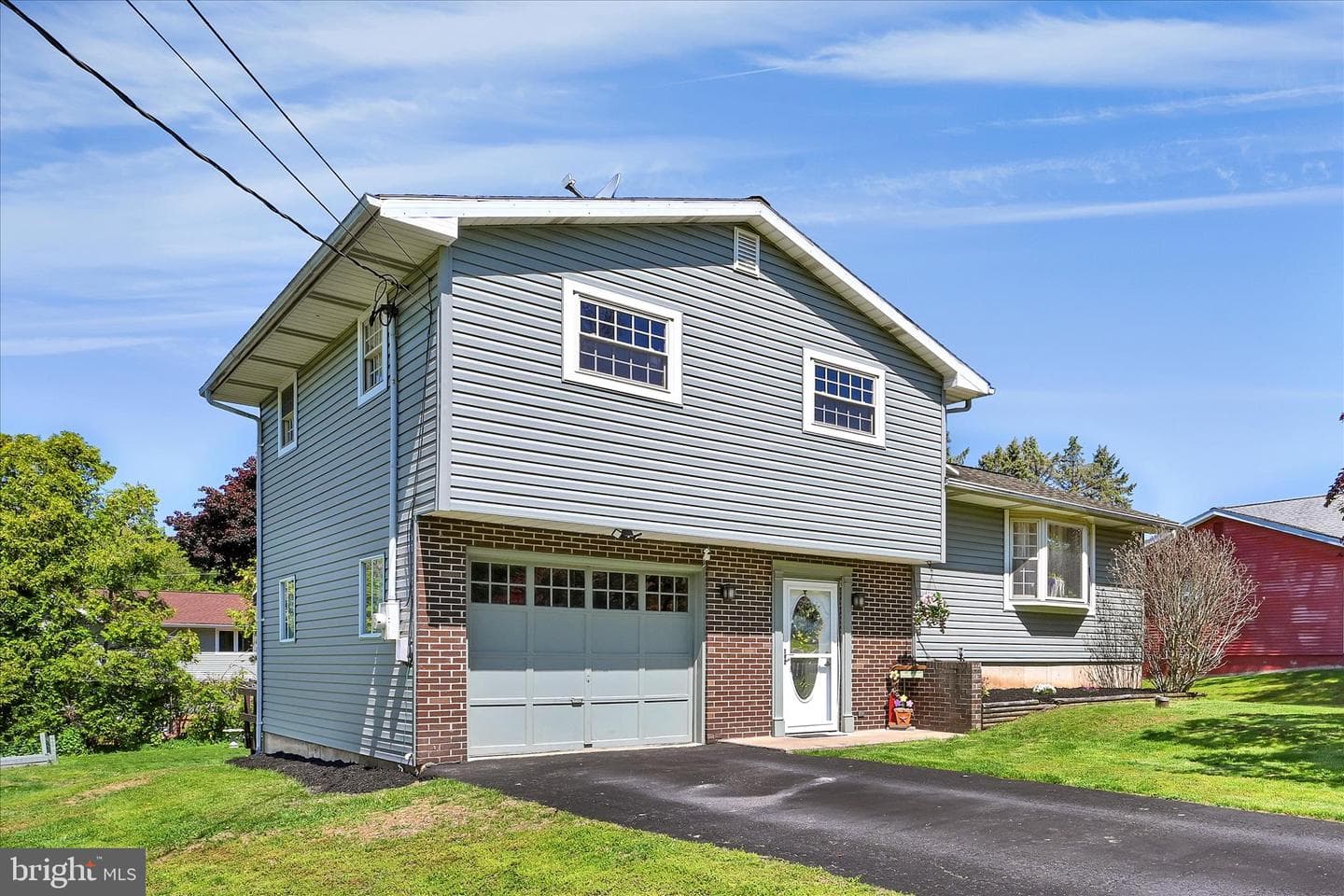 865 Jacks Lane photo 3