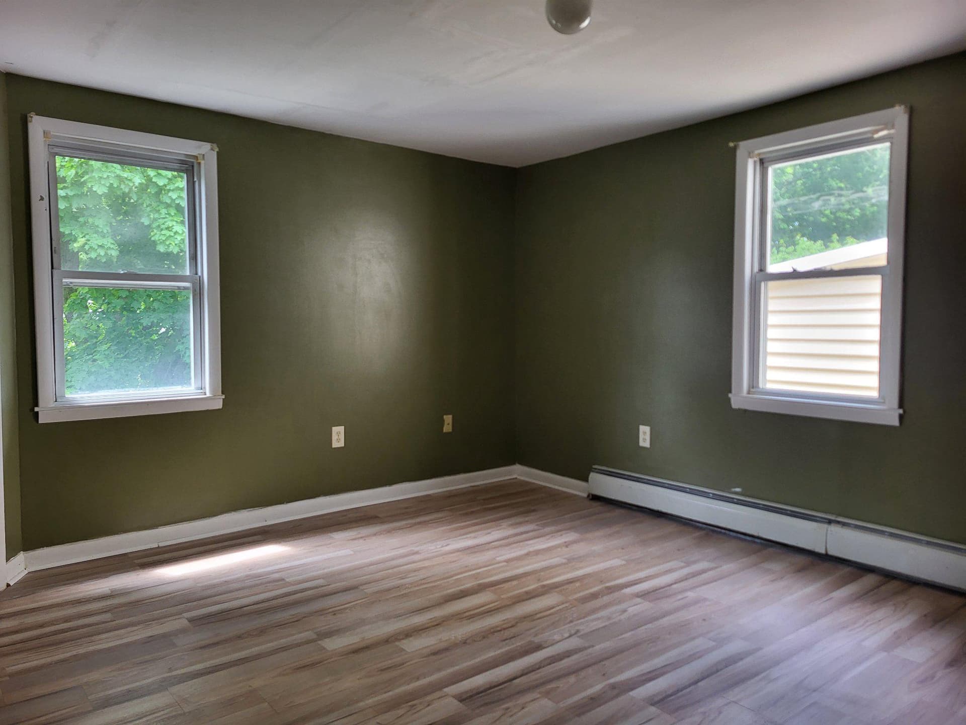 250 Van Gelder Street photo 11