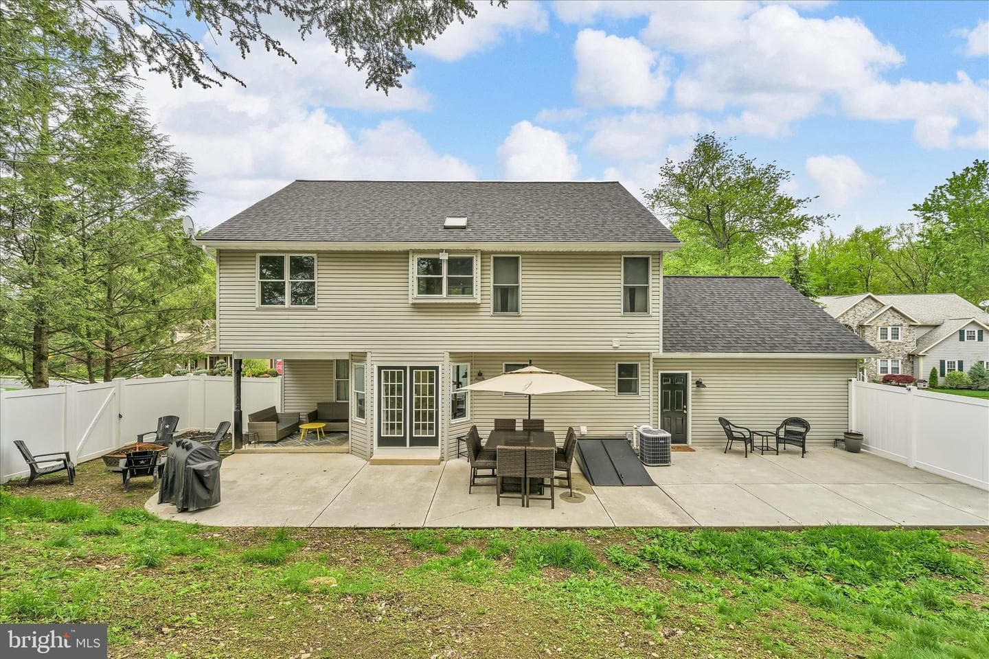 25 Tall Oaks Drive photo 7