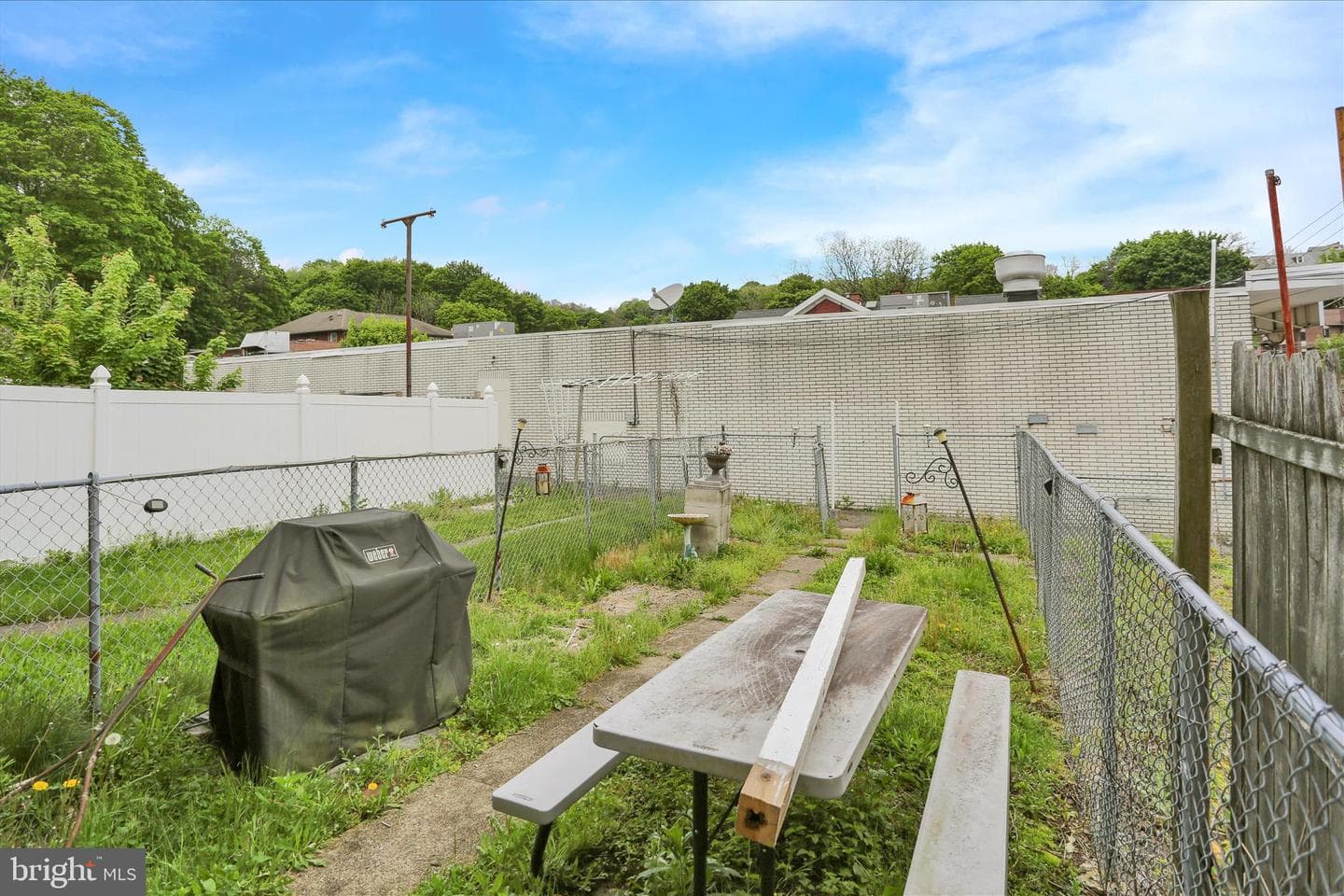 704 Laurel Boulevard photo 31