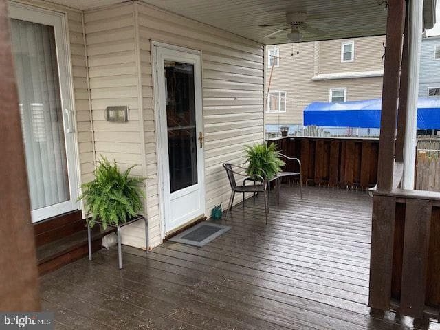 822 E Market Street photo 10
