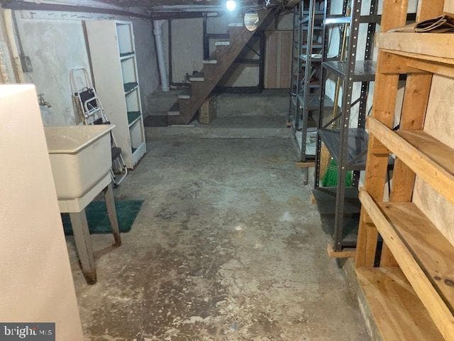 822 E Market Street photo 27