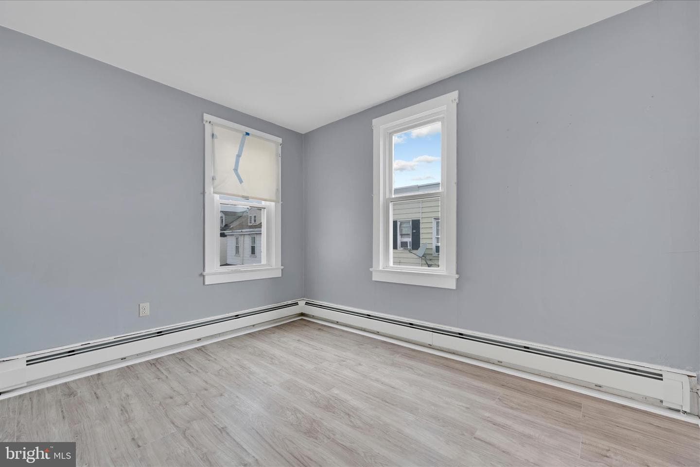 537 W Mahanoy St photo 12