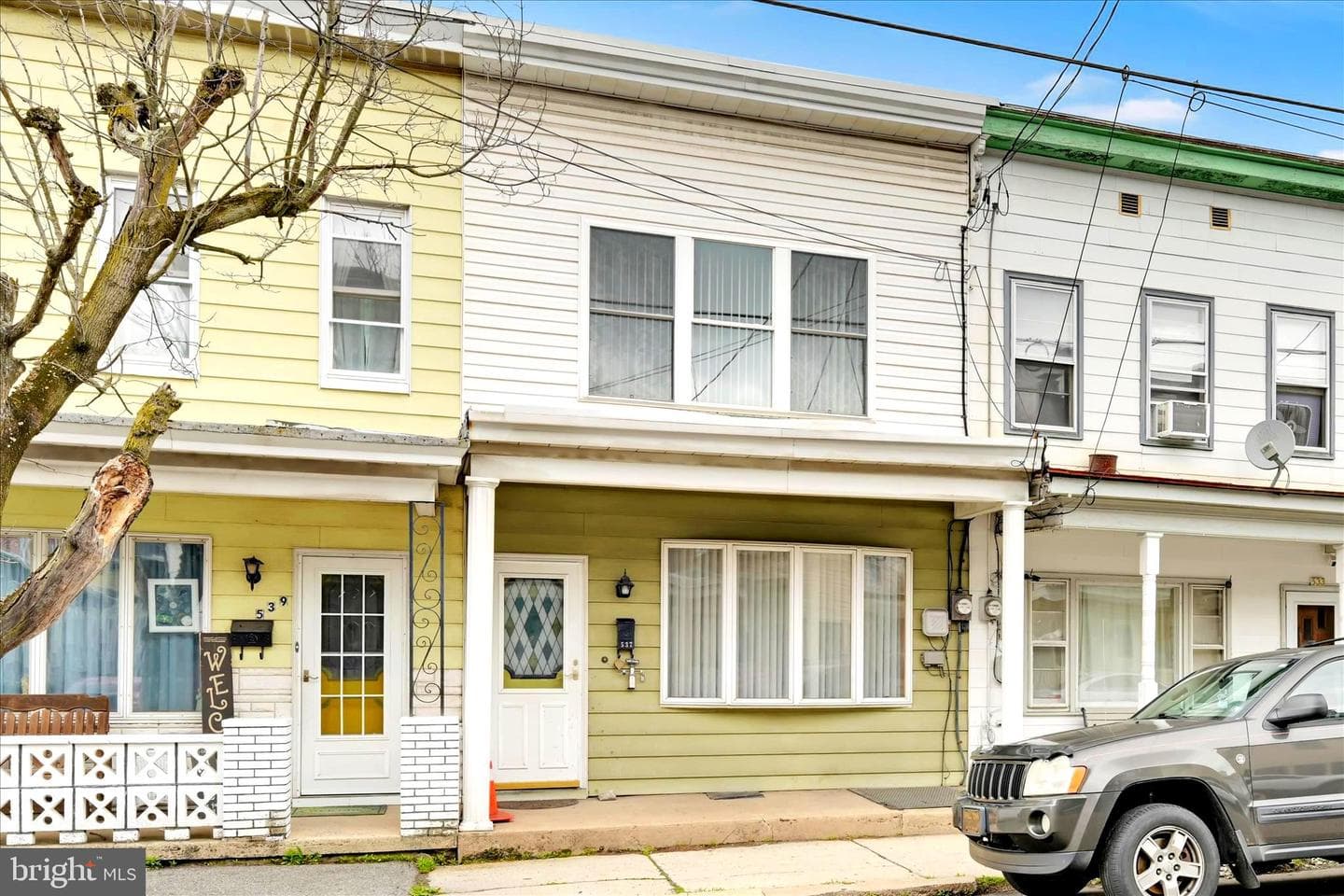 537 W Mahanoy St photo 2