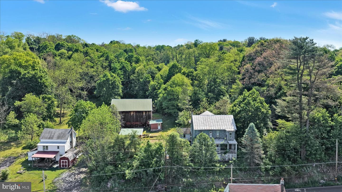 29 Rock Road
