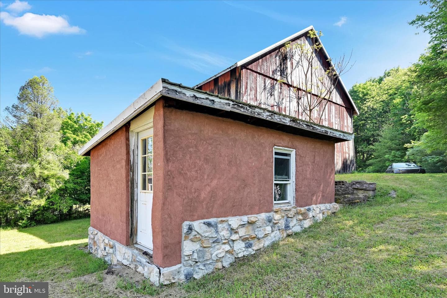 29 Rock Road photo 16