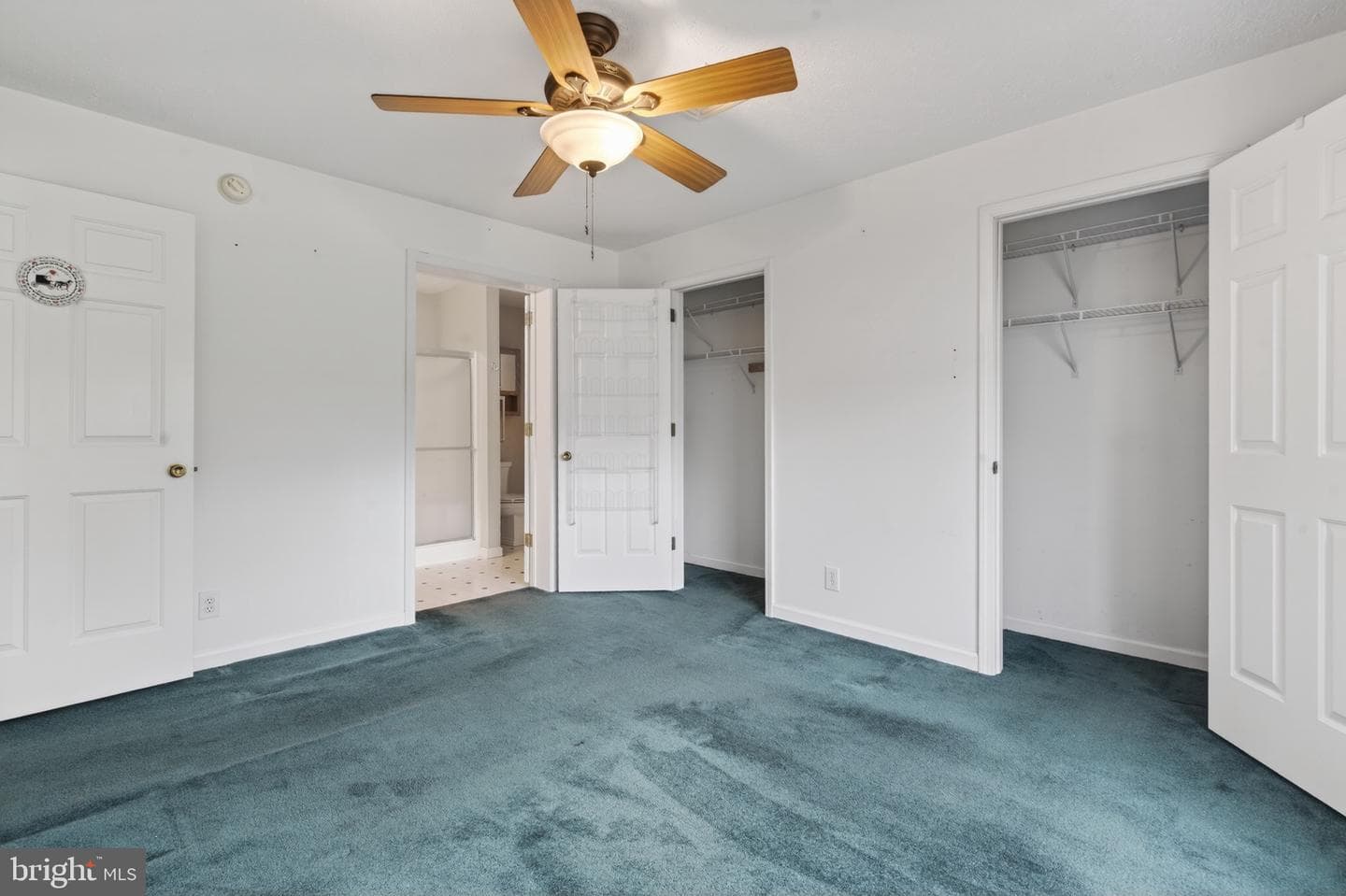 860 Trestle Court photo 21