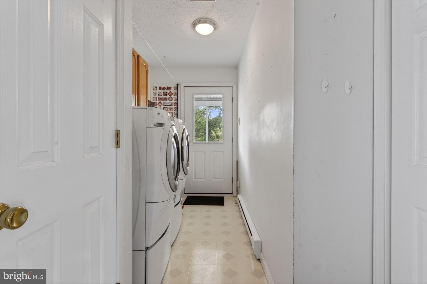 860 Trestle Court photo 24