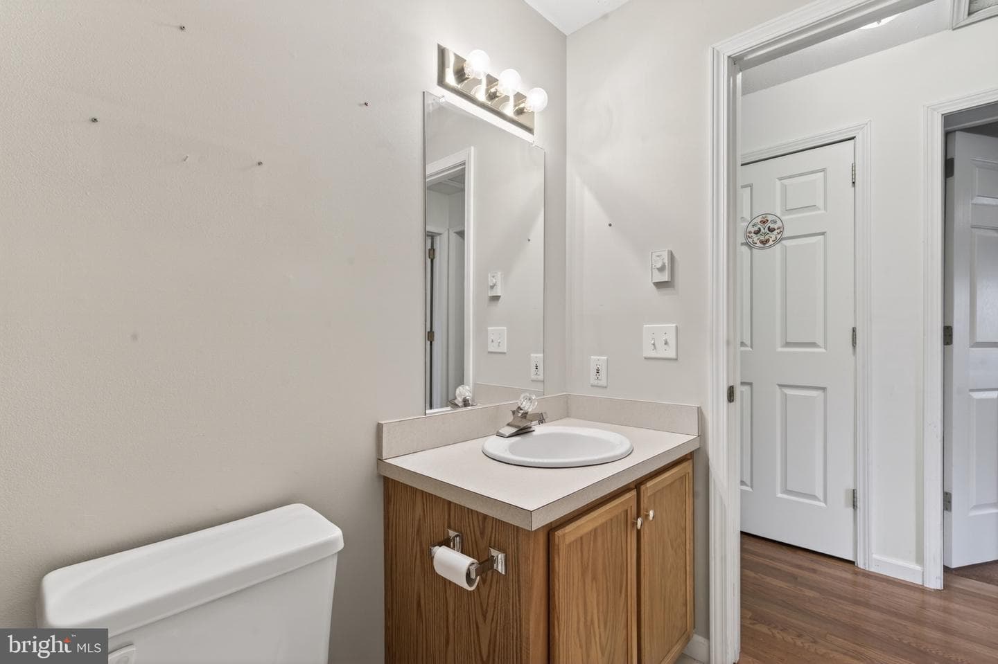 860 Trestle Court photo 31