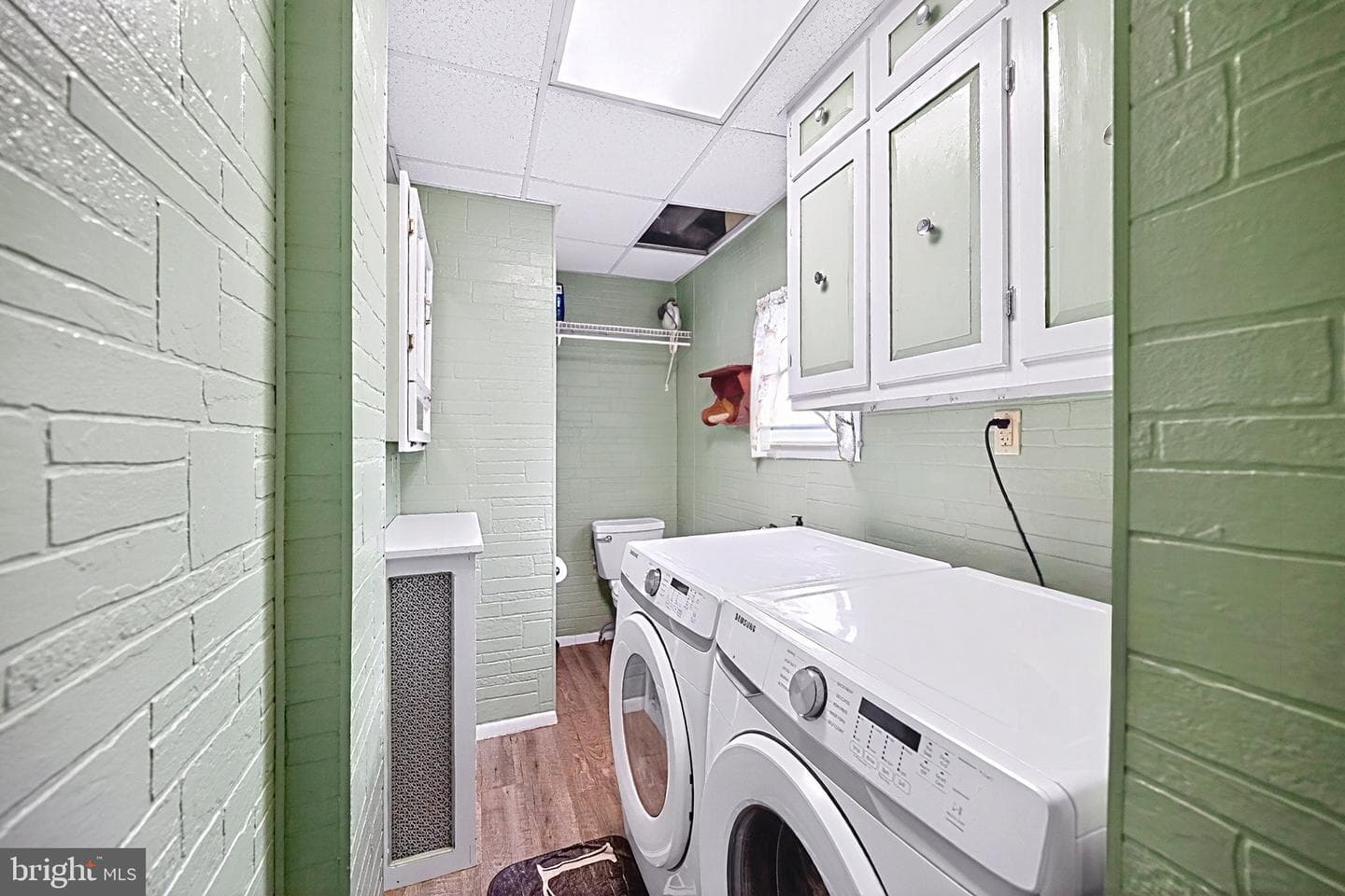 10 Laurel Street photo 16