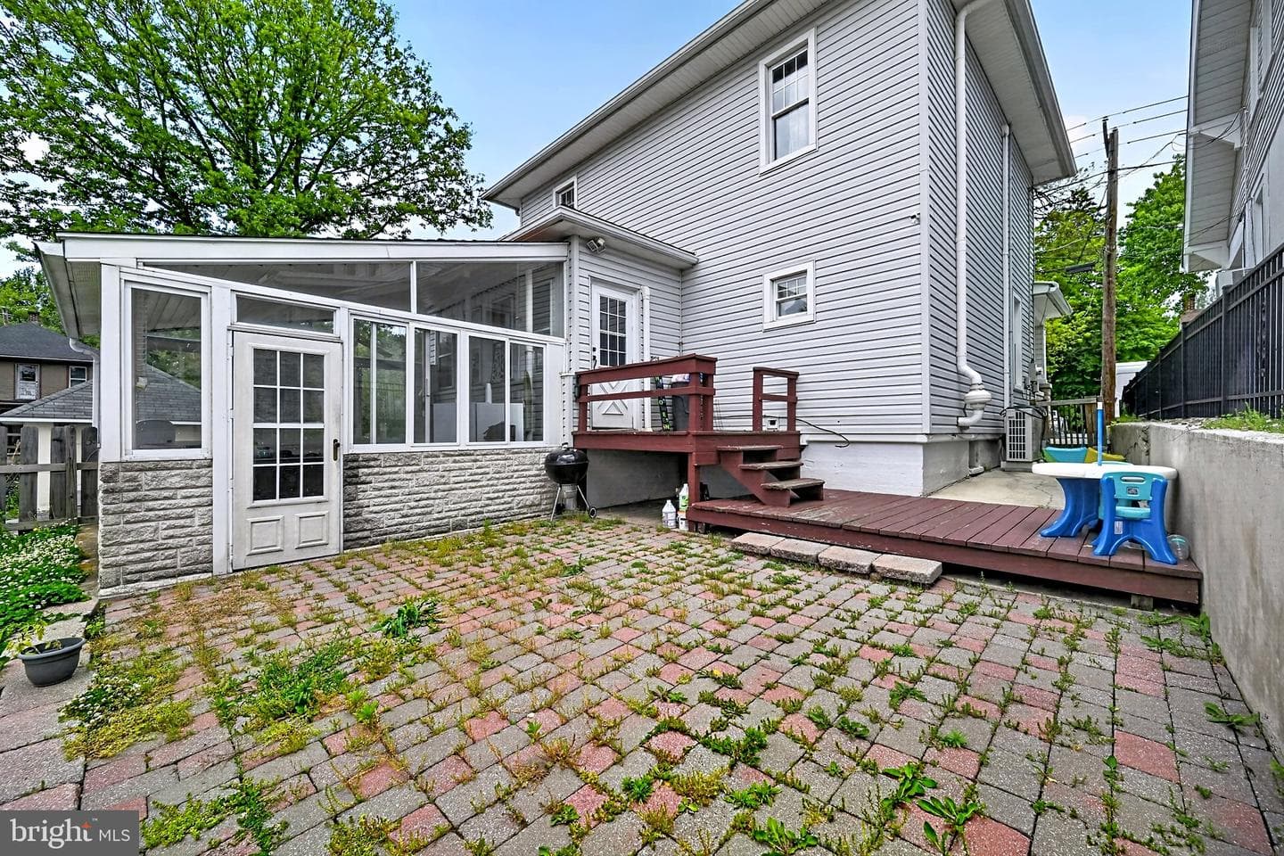10 Laurel Street photo 21