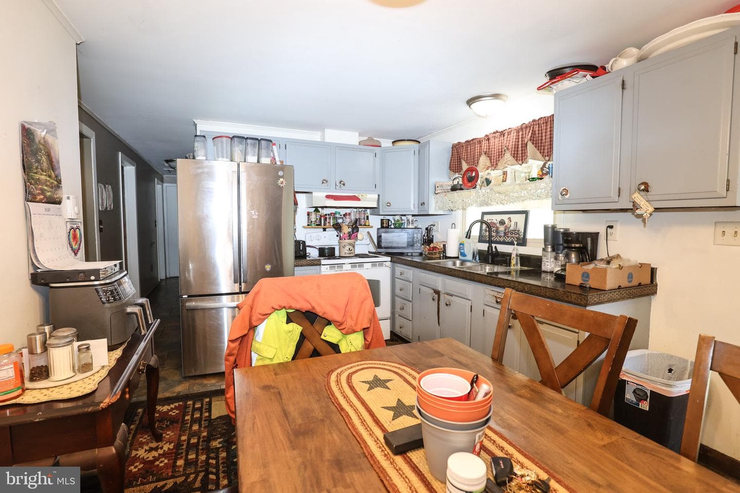 223 E Bacon Street photo 10